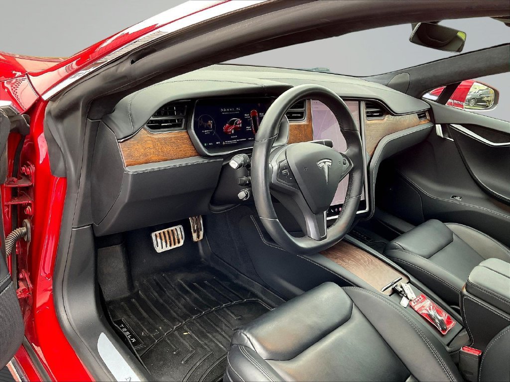 Used 2021 Tesla Model S Performance AWD/4WD image 18