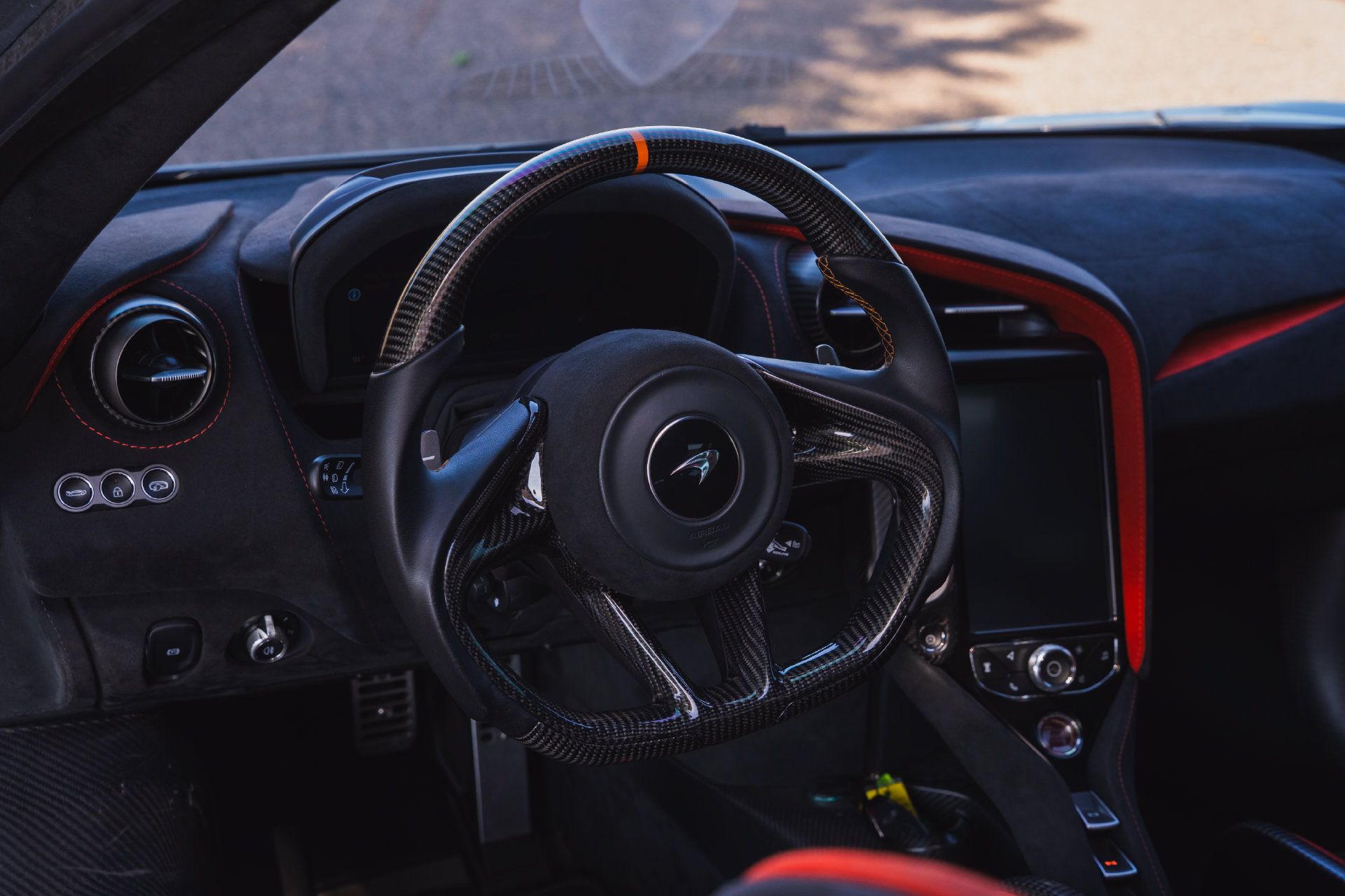 Used 2021 McLaren 765LT RWD image 60