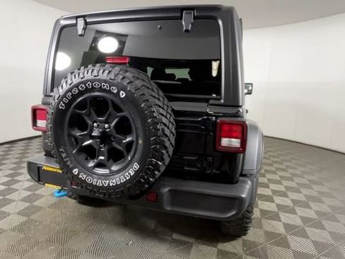Used 2023 Jeep Wrangler Unlimited w/ 8.4" Radio Group AWD/4WD image 5