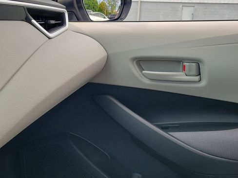 Certified 2024 Toyota Corolla LE FWD image 30