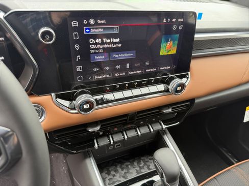 New 2026 GMC Canyon AT4 image 12