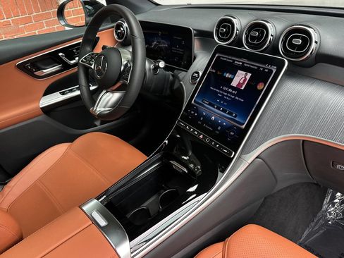 Certified 2025 Mercedes-Benz GLC 350e 4MATIC image 20