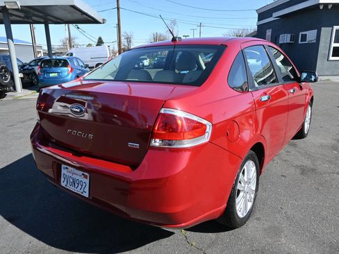 Used 2011 Ford Focus SEL w/ 301A Rapid Spec Order Code FWD image 5