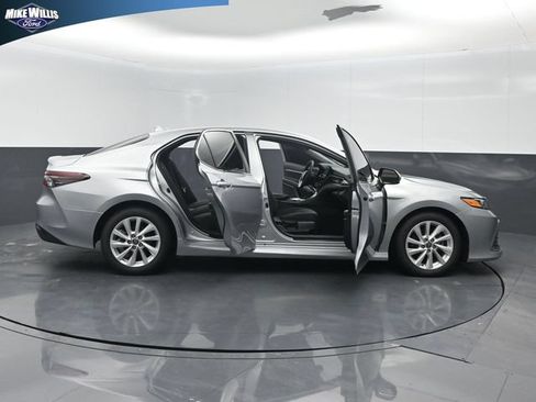 Used 2023 Toyota Camry LE FWD image 27