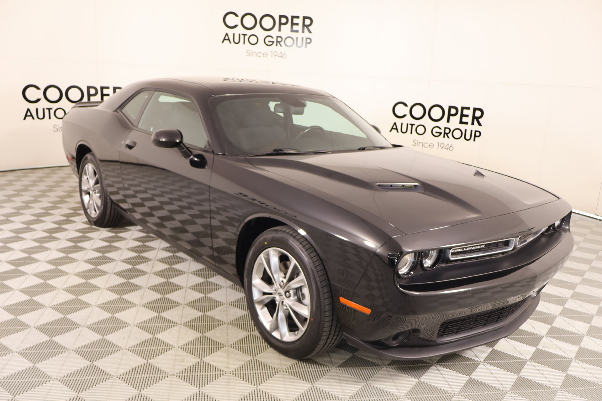 Used 2023 Dodge Challenger SXT w/ Cold Weather Group AWD/4WD image 1