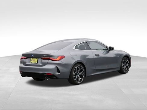 Used 2025 BMW 430i xDrive Coupe w/ Premium Package image 10