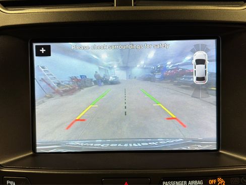 Used 2018 Ford Explorer XLT w/ Equipment Group 202A AWD/4WD image 29