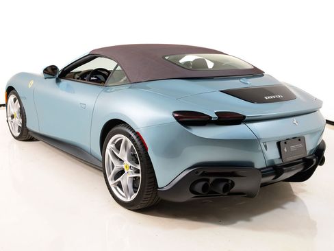 Certified 2025 Ferrari Roma Spider RWD image 19