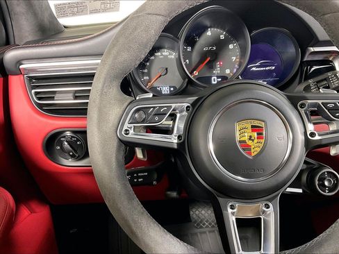 Used 2021 Porsche Macan GTS AWD/4WD image 16