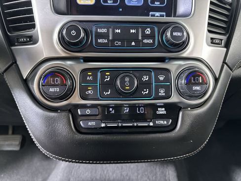 Used 2019 Chevrolet Tahoe LS RWD image 17