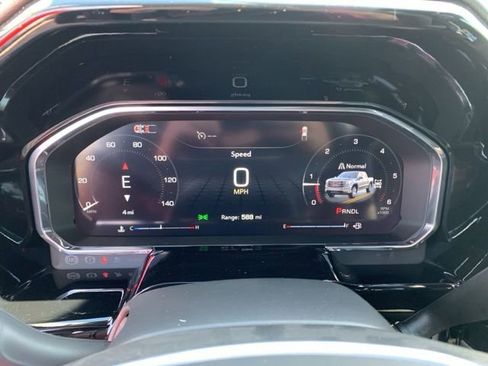 New 2026 GMC Sierra 1500 Elevation image 17