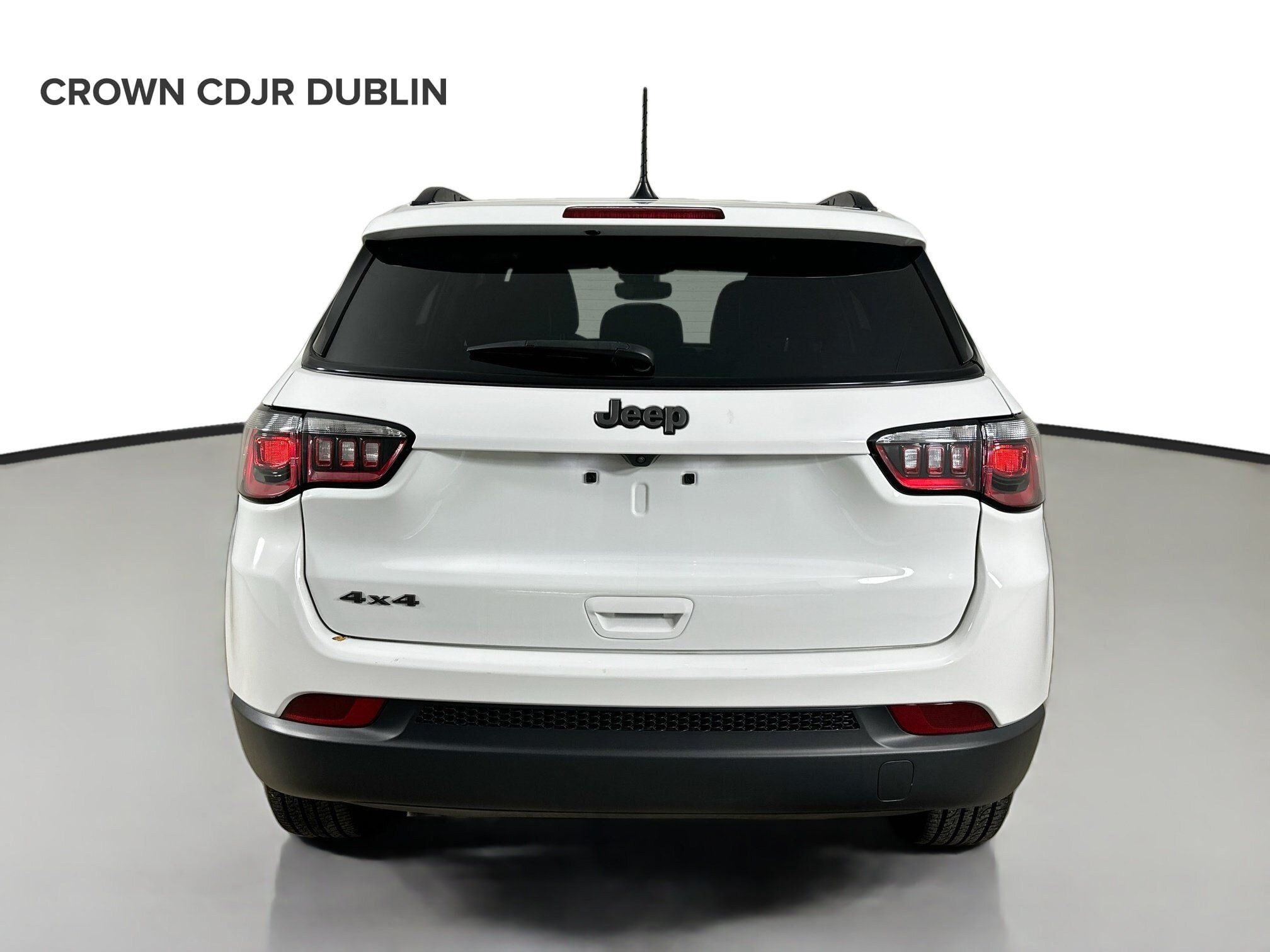 Certified 2025 Jeep Compass Latitude w/ Altitude Special Edition AWD/4WD image 6