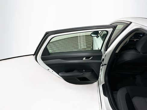 Used 2025 Kia K5 LXS image 26