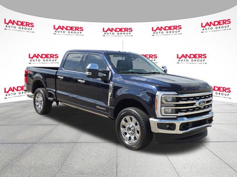 Used 2025 Ford F250 Lariat w/ Chrome Package AWD/4WD image 1