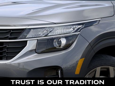 New 2026 Kia Seltos LX image 10