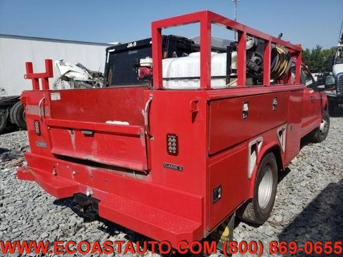 Used 2019 Ford F350 XL image 4