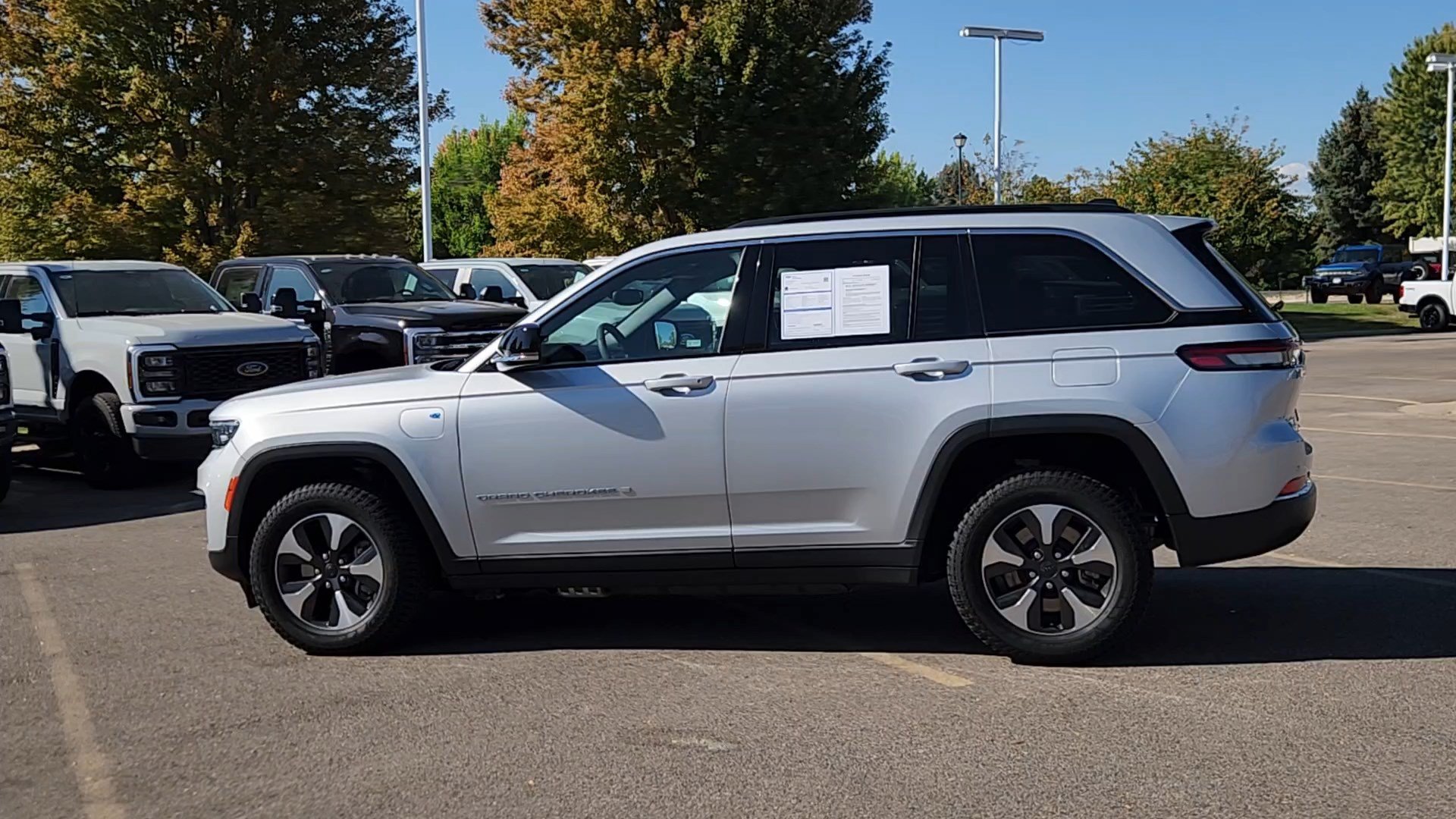 Used 2024 Jeep Grand Cherokee Limited 4xe AWD/4WD image 22