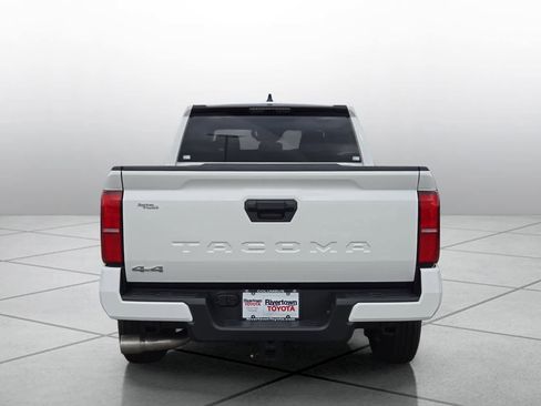 Used 2024 Toyota Tacoma SR5 image 9