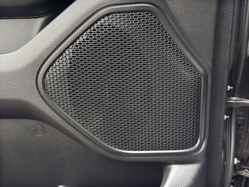 Used 2022 RAM 1500 Big Horn AWD/4WD image 23