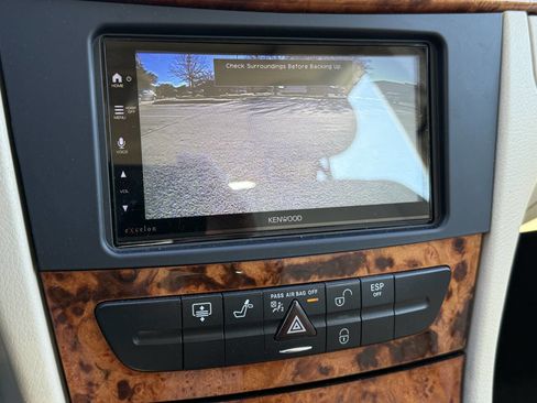 Used 2006 Mercedes-Benz E 350 Sedan image 23