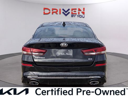 Used 2019 Kia Optima EX image 4