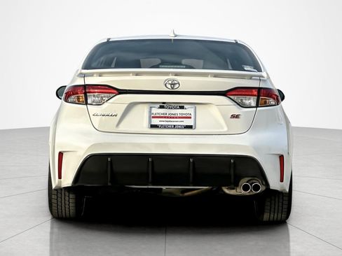 Certified 2025 Toyota Corolla SE image 4