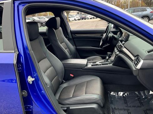 Used 2020 Honda Accord Sport image 9