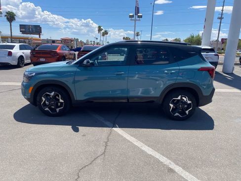 Used 2025 Kia Seltos S FWD image 9