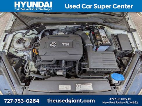 Used 2017 Volkswagen Golf Alltrack SE AWD/4WD image 15