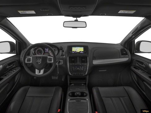 Used 2019 Dodge Grand Caravan SXT FWD image 4