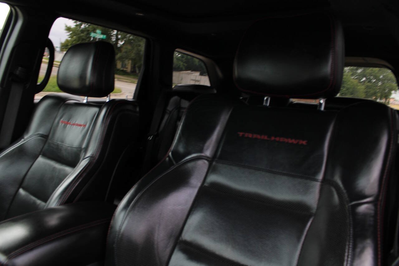 Used 2019 Jeep Grand Cherokee Trailhawk w/ Trailhawk Luxury Group AWD/4WD image 20