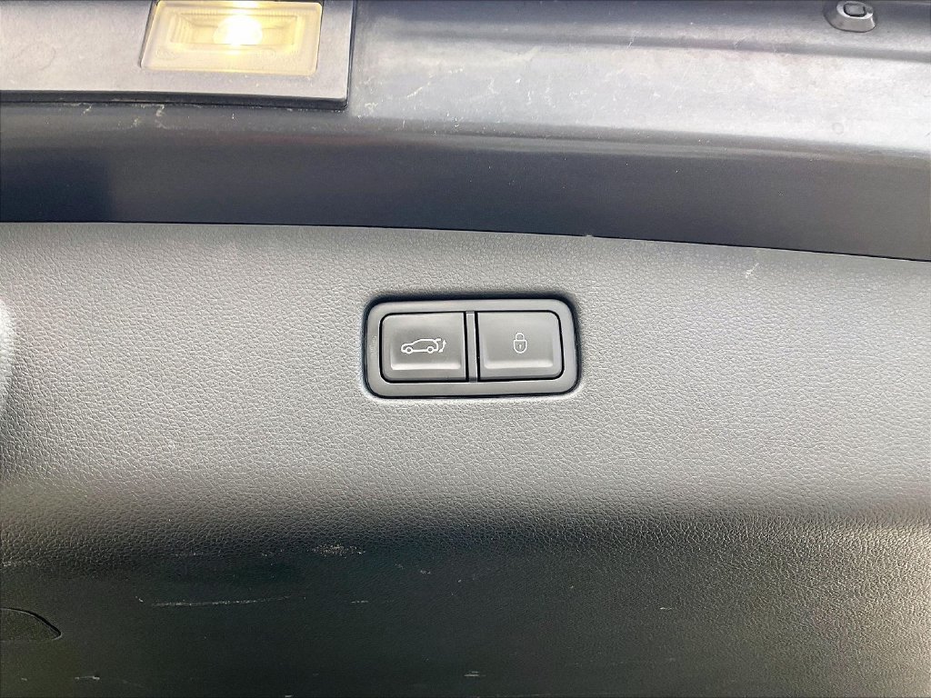 Used 2025 Genesis GV70 2.5T AWD/4WD image 34