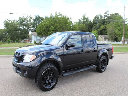 Used 2020 Nissan Frontier SV w/ Midnight Edition Floor Mats