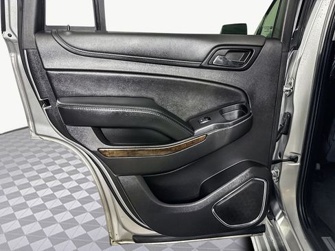 Used 2019 Chevrolet Tahoe LT image 25