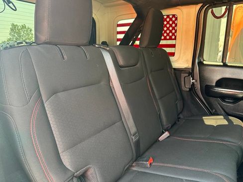 Used 2020 Jeep Wrangler Unlimited Rubicon AWD/4WD image 27