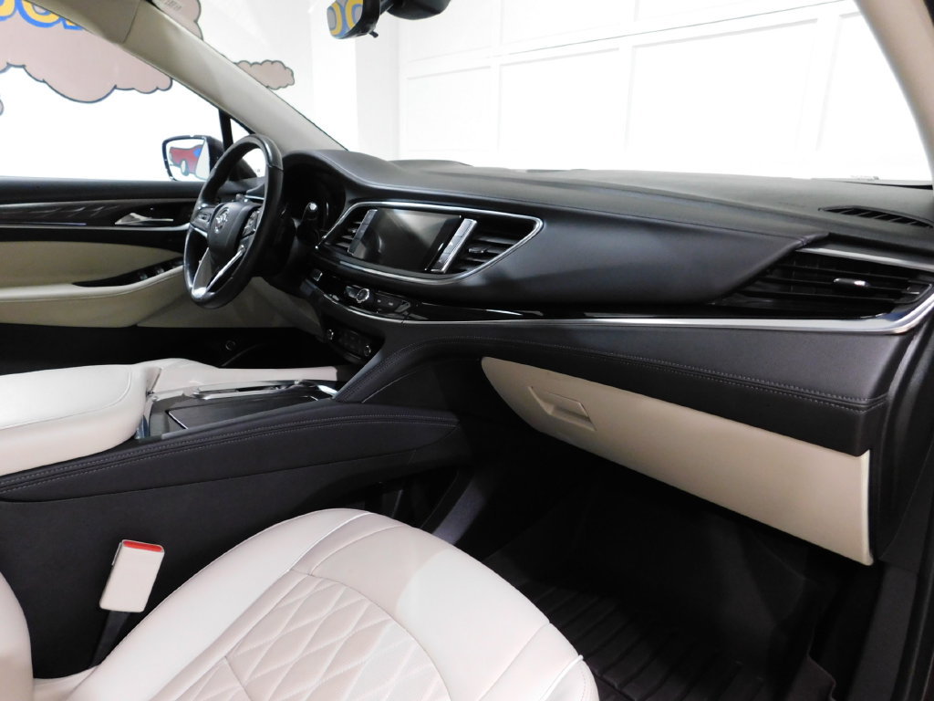 Used 2024 Buick Enclave Avenir AWD/4WD image 68