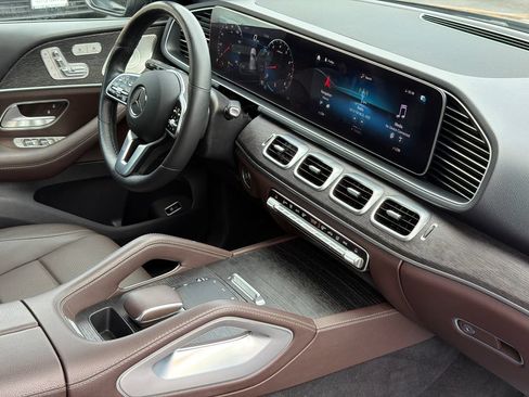 Used 2022 Mercedes-Benz GLE 350 4MATIC w/ Premium Package image 10