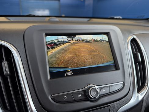 Used 2019 Chevrolet Equinox LT FWD image 20