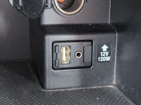 Used 2012 Toyota Camry SE FWD image 20