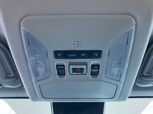 Used 2025 Toyota RAV4 XLE image 17