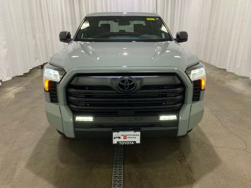 New 2026 Toyota Tundra SR5 w/ SR5 Premium Package AWD/4WD image 8