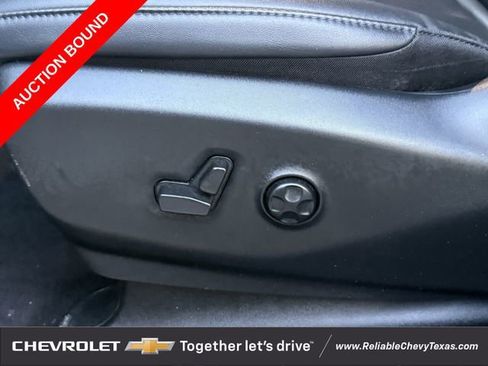 Used 2025 Chrysler Pacifica Select FWD image 30