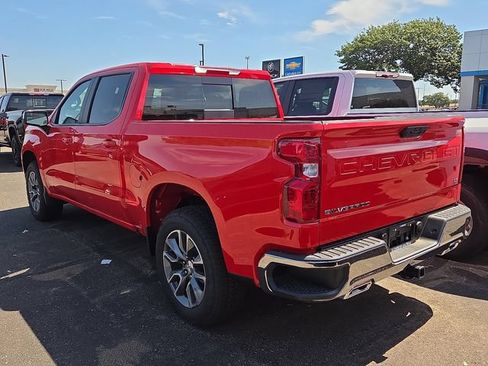 New 2026 Chevrolet Silverado 1500 LT w/ Z71 Off-Road Package AWD/4WD image 3