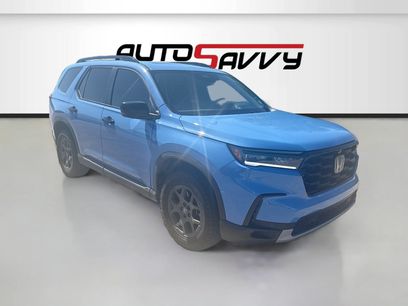Used 2025 Honda Pilot TrailSport