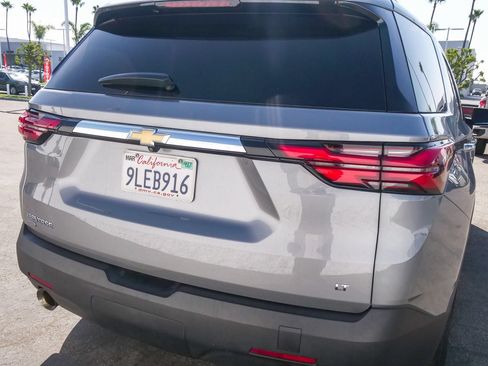 Used 2024 Chevrolet Traverse LT FWD image 8