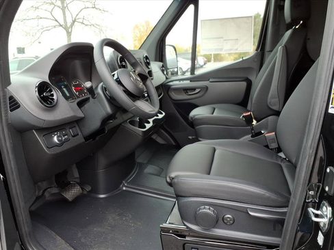 New 2026 Mercedes-Benz Sprinter 2500 image 10