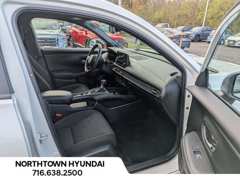 Used 2023 Honda HR-V Sport image 33