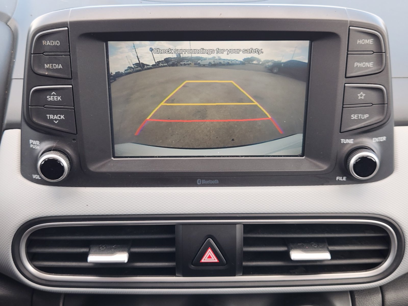 Used 2018 Hyundai Kona SE FWD image 19