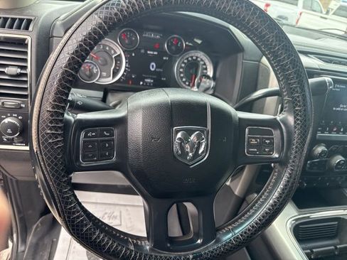 Used 2018 RAM 2500 Big Horn w/ Sport Appearance Group AWD/4WD image 19
