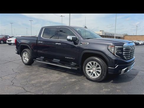 Used 2023 GMC Sierra 1500 Denali AWD/4WD image 2